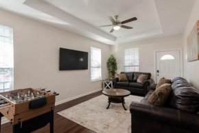 Modern 3 Bedroom-just minutes from downtown Dallas